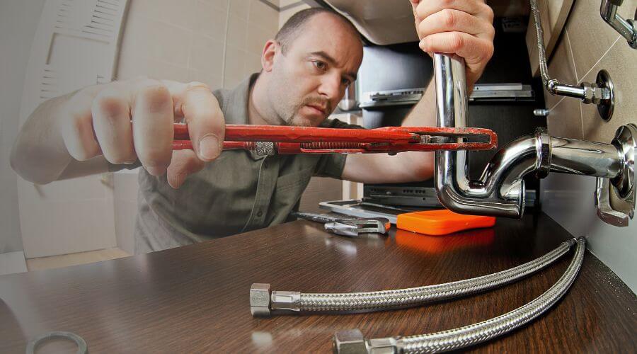 Expert burst pipe repair services in Pine River, WI